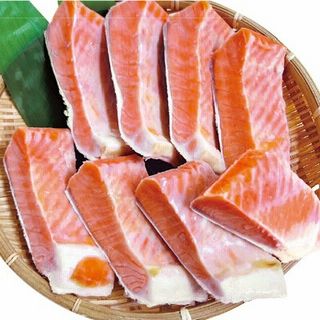 塩銀鮭切身 腹身(養殖)(甘口)