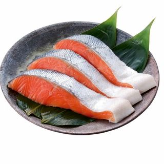 塩銀鮭切身 100g当り