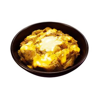 チーズソースまみれの塩ダレ豚焼肉丼
