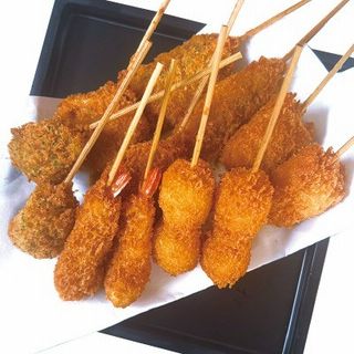 6種の人気串カツ盛り合わせ