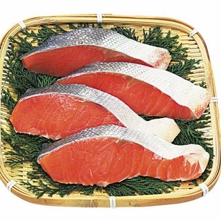 チリ産 銀鮭(定塩)切身 100g当り