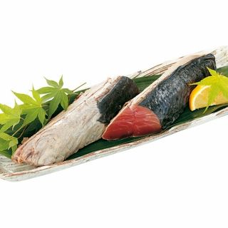 本カツオタタキ 100g当り