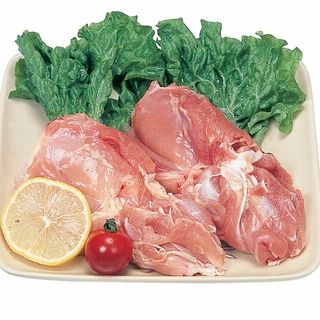 国産 若鶏モモ肉 100g当り