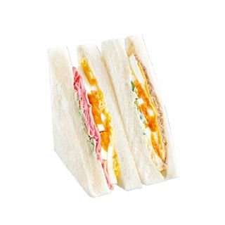 大きなサンドイッチ 人気具材の彩りミックス